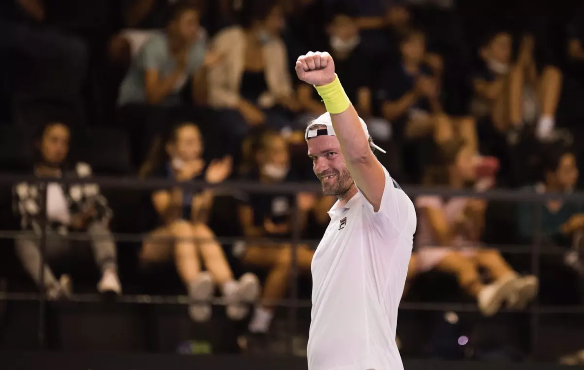 Gabashvili renverse la vapeur face à Escobedo
